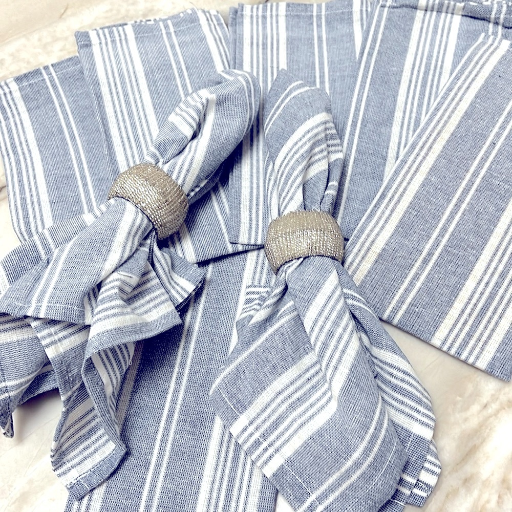 Set of 8 Cloth Napkins, Chambray Stripe, Linen Look. NWT